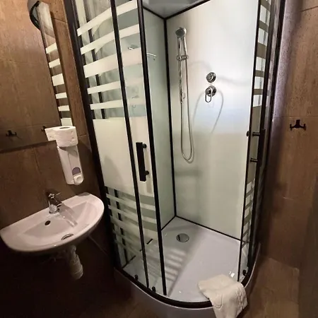 Tulipan Aquapark 호텔 Vyshkove