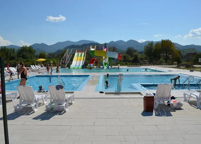 Tulipan Aquapark 酒店 3*
