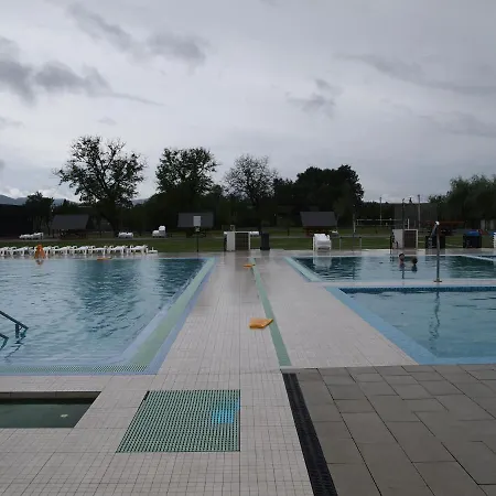 Tulipan Aquapark 酒店