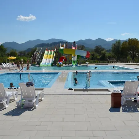 Tulipan Aquapark 酒店 3*